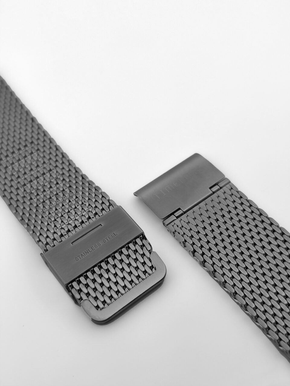 Timeless Anthracite FineMesh Bracelet Logo Detail